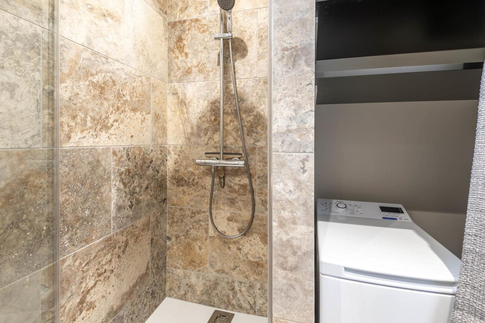Le Beau Marcy - Contemporary City Centre Flat آنسي المظهر الخارجي الصورة