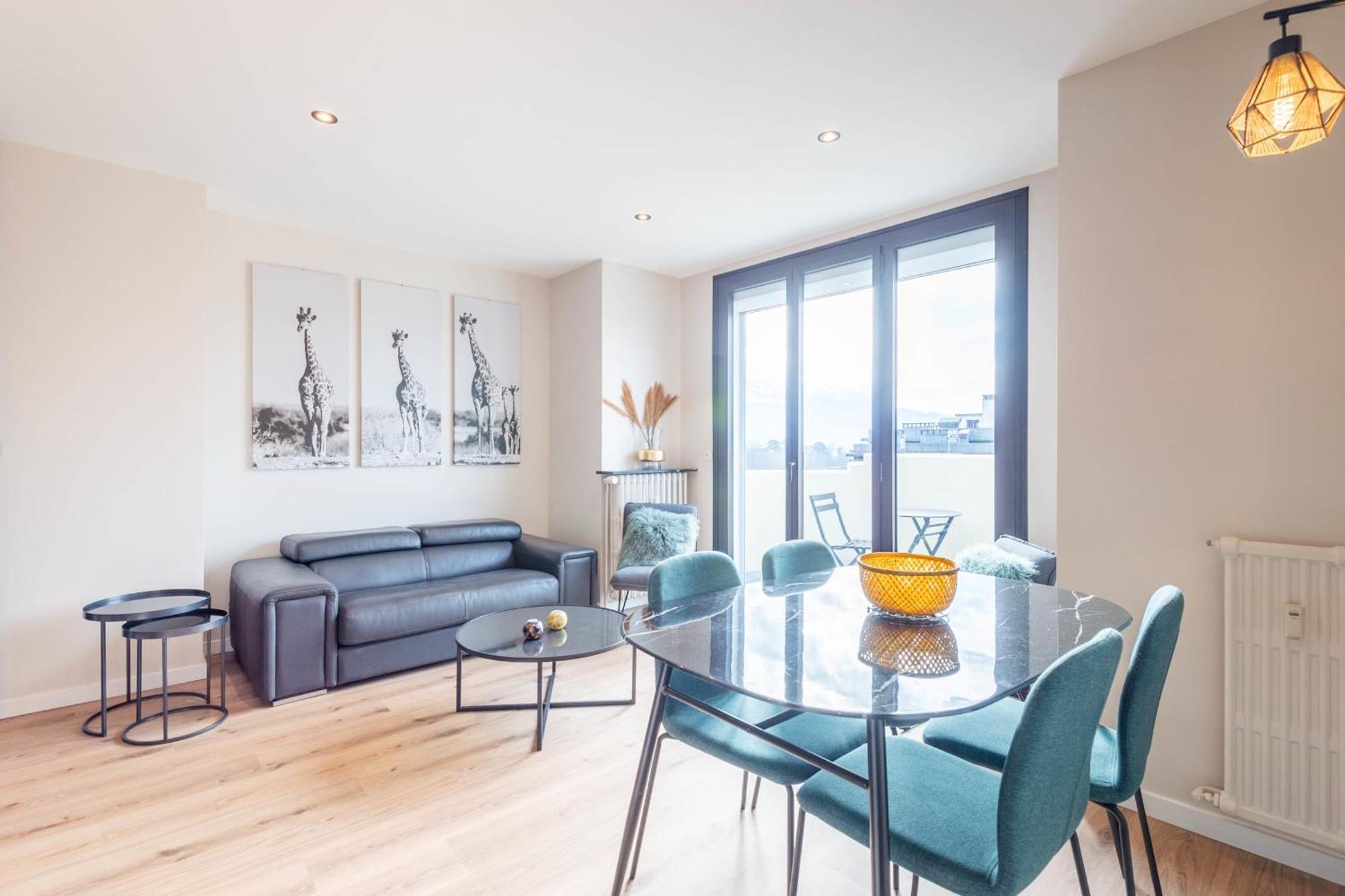 Le Beau Marcy - Contemporary City Centre Flat آنسي المظهر الخارجي الصورة